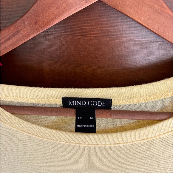 Mind Code Tunic - Picture 2 of 7